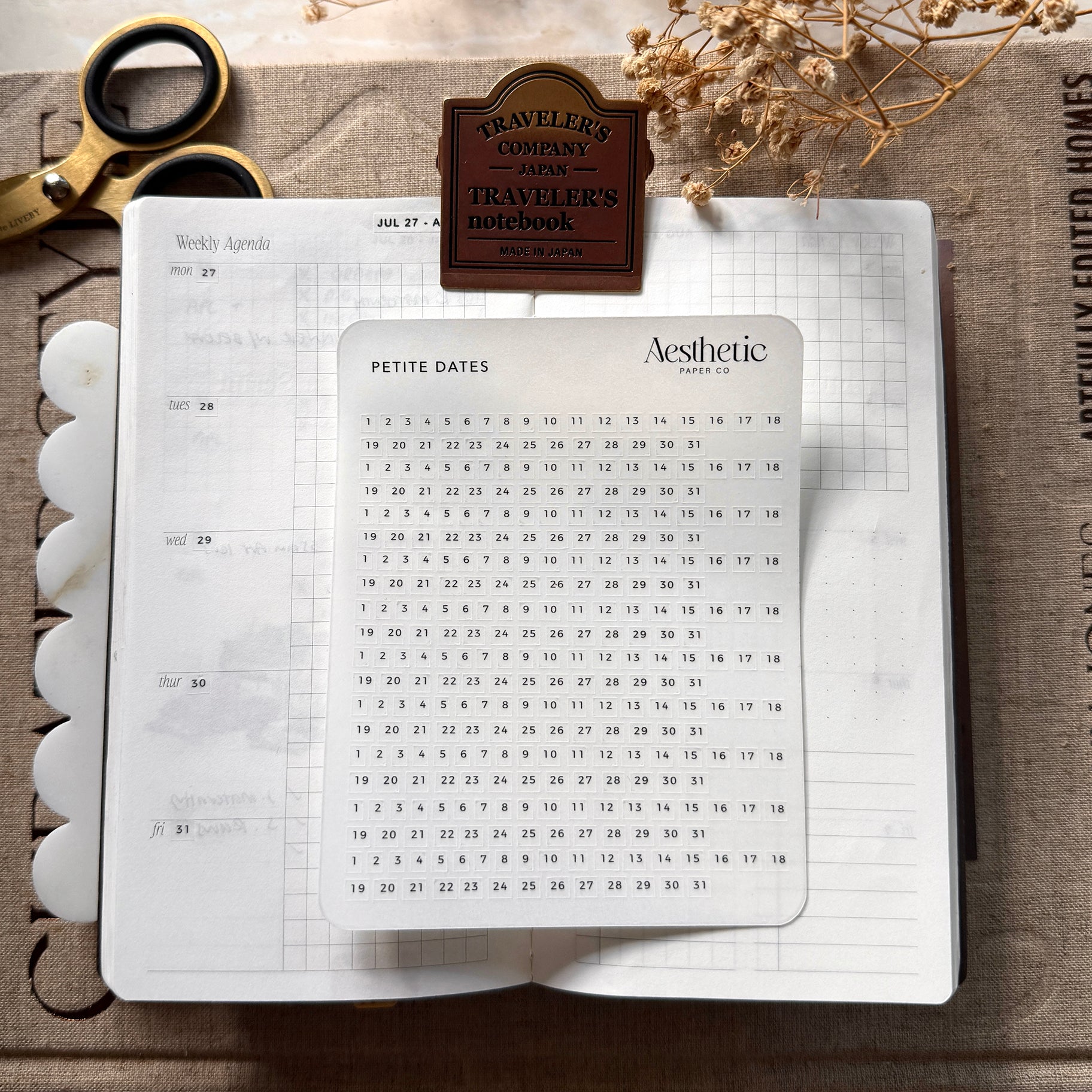 LABELS | DATES | PETITE