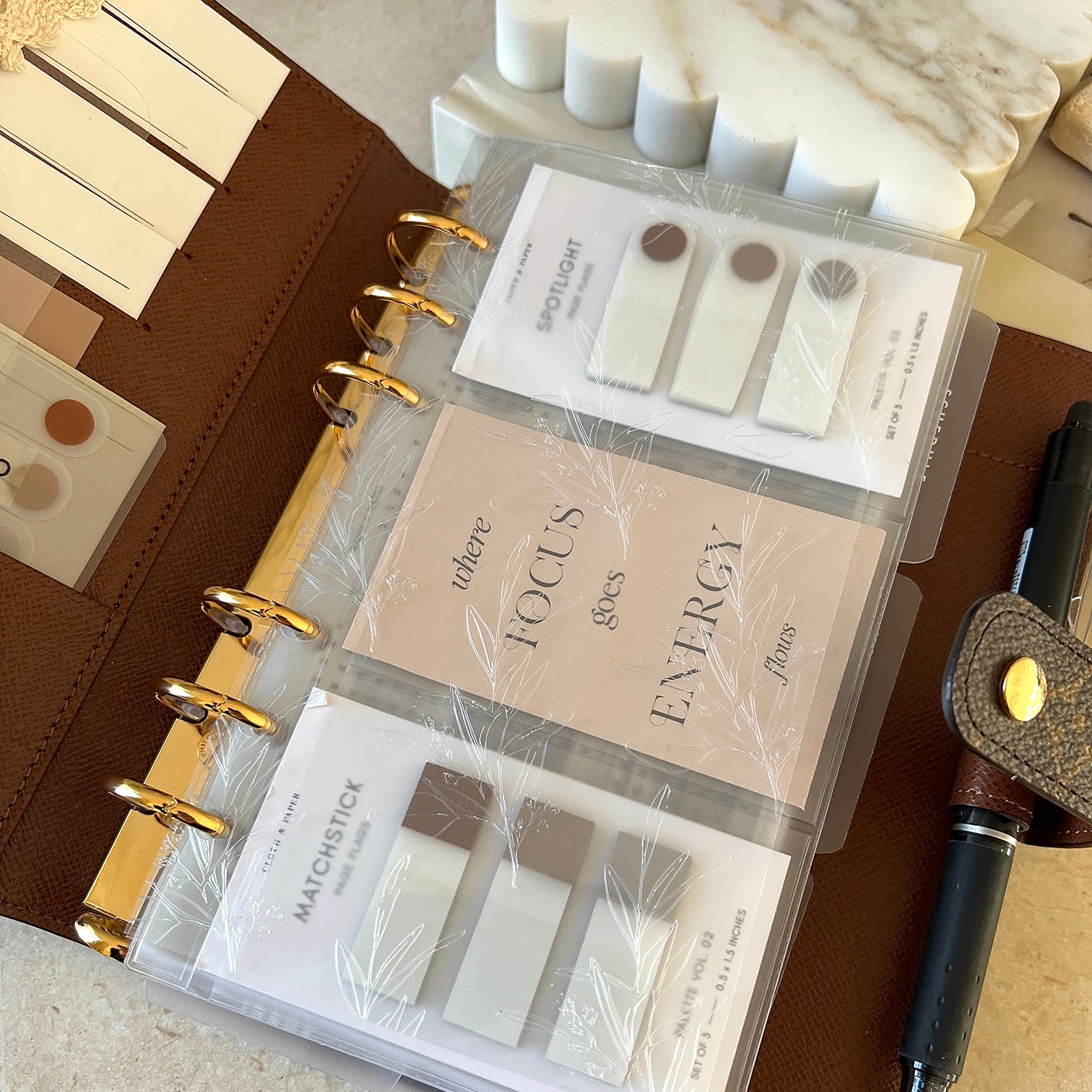 Leaf Etched Dashboard